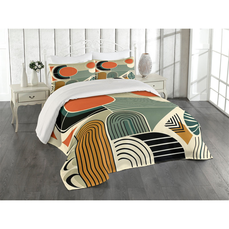 Polyester Floral Coverlet, Queen Coverlet + 2 Standard Shams