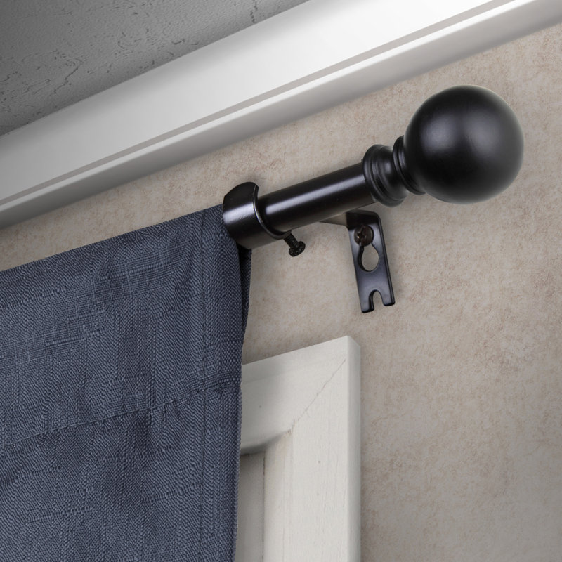 Tringle à rideaux simple ajustable 0,62 po Desjardins, 48 po - L 84 po, Nickel satiné