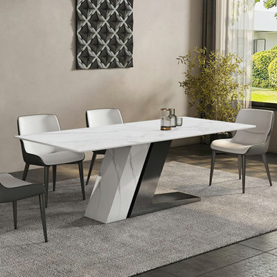 Table de salle à manger 
