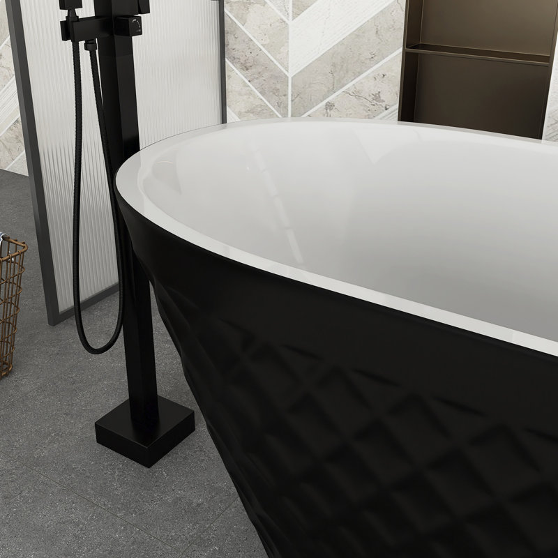 Baignoire autoportante en acrylique 67 po avec motif à losanges 67 po