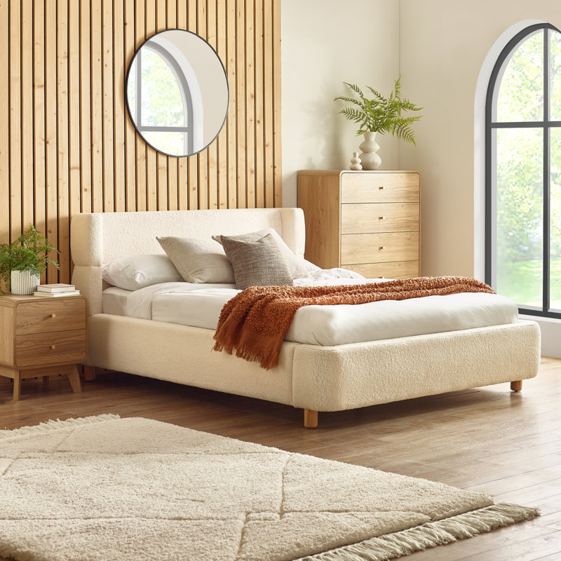 Upholstered Bed, Kingsize (5')