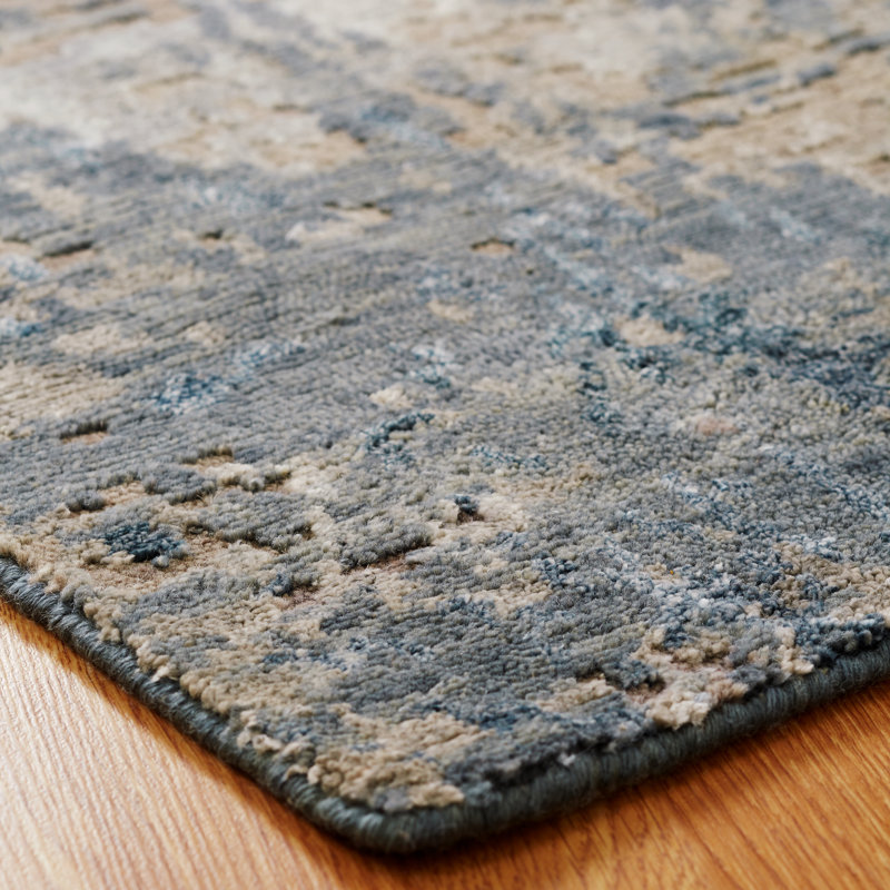 Hand Knotted Area Rug in Blue, Rectangle 3' x 5'