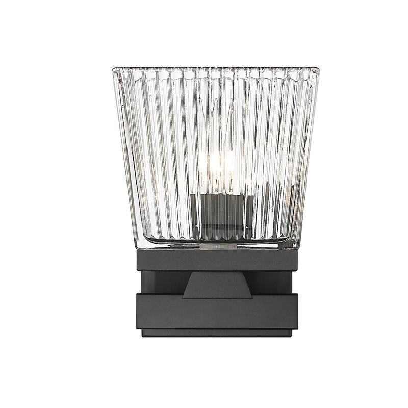 Lutrische Armed Sconce, Clear, Matte Black