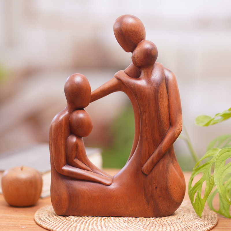  Sculpture en bois fabriquée à la main