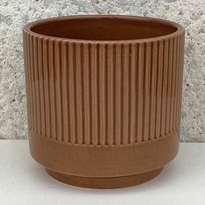 Shiny Brown Ribbed Cylinder Planter