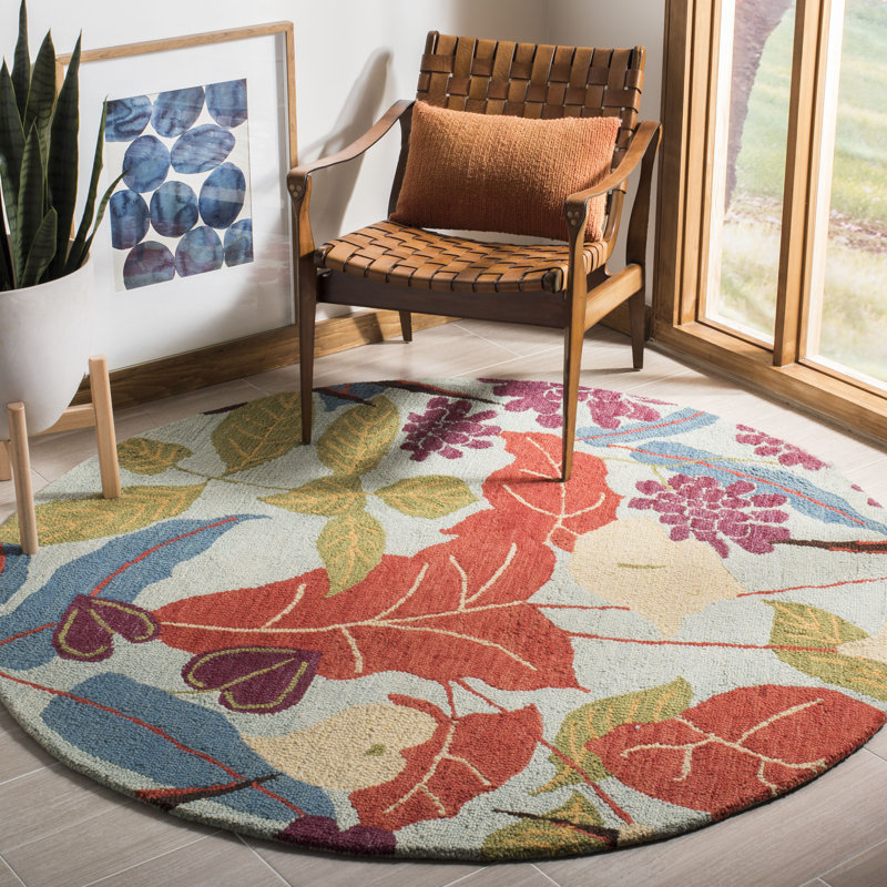 Emrick Hand Hooked Wool Floral Rug, Round 6'