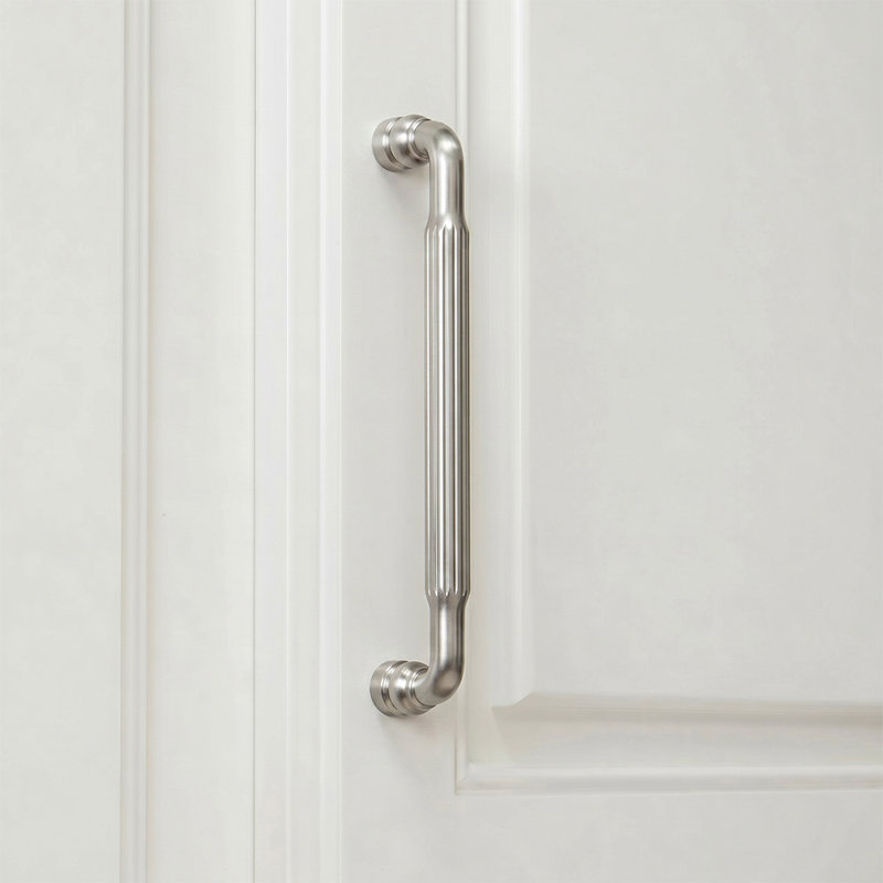Poignée de meuble tubulaire rainurée, 5", Satin Nickel