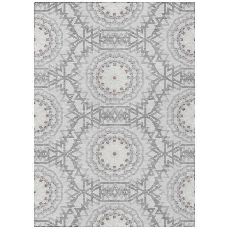 Kawon Geometric Indoor / Outdoor Rug, Rectangle 2'6" x 3'10"