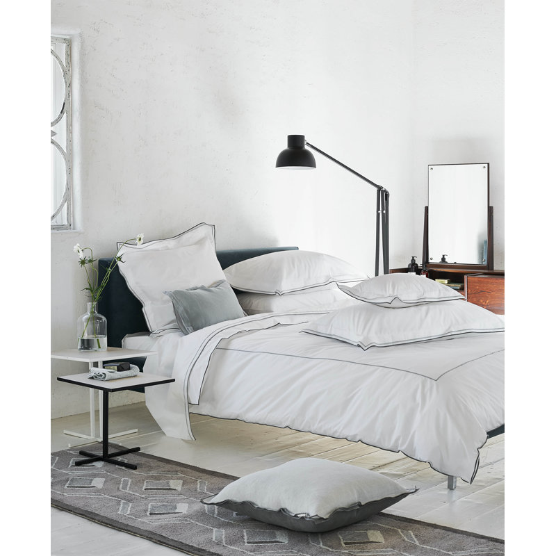 Designers Guild Astor Silver & Slate 400 Thread Count Bedset, King Size Bed (230 x 220 cm)