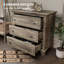Commode à tiroirs pour chambre à coucher, commode large avec poignée rétro, commode en bois moderne pour meuble de salon-533618914