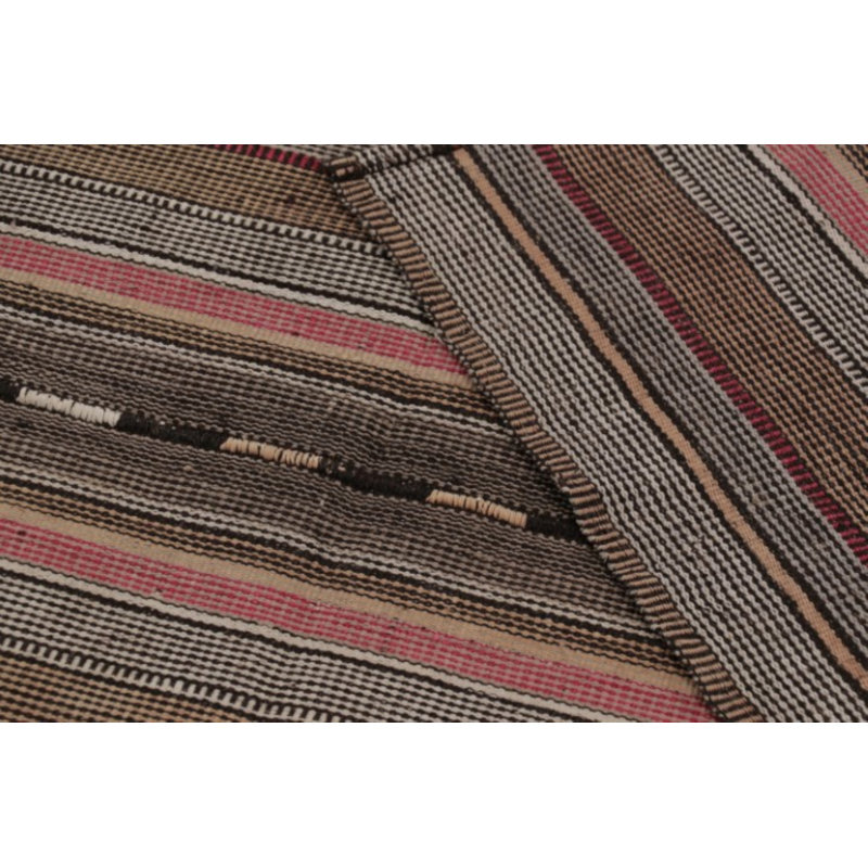 Kilim & Flatweave One-of-a-Kind 5'1x9'2 Area Rug