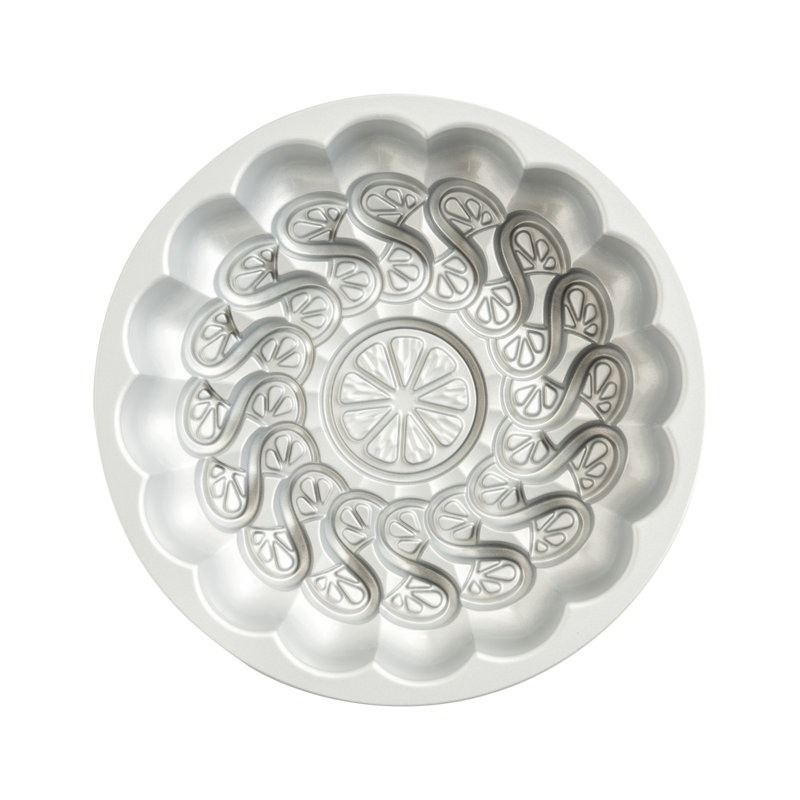 Nordic Ware Aluminum Non-Stick Novelty Round Pan