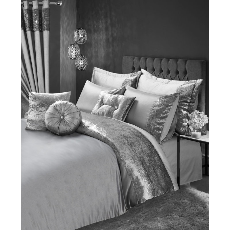 Rosen Microfiber No Pattern Duvet Cover Set with Pillowcases Included, Double - 2 Standard Pillowcases, Black