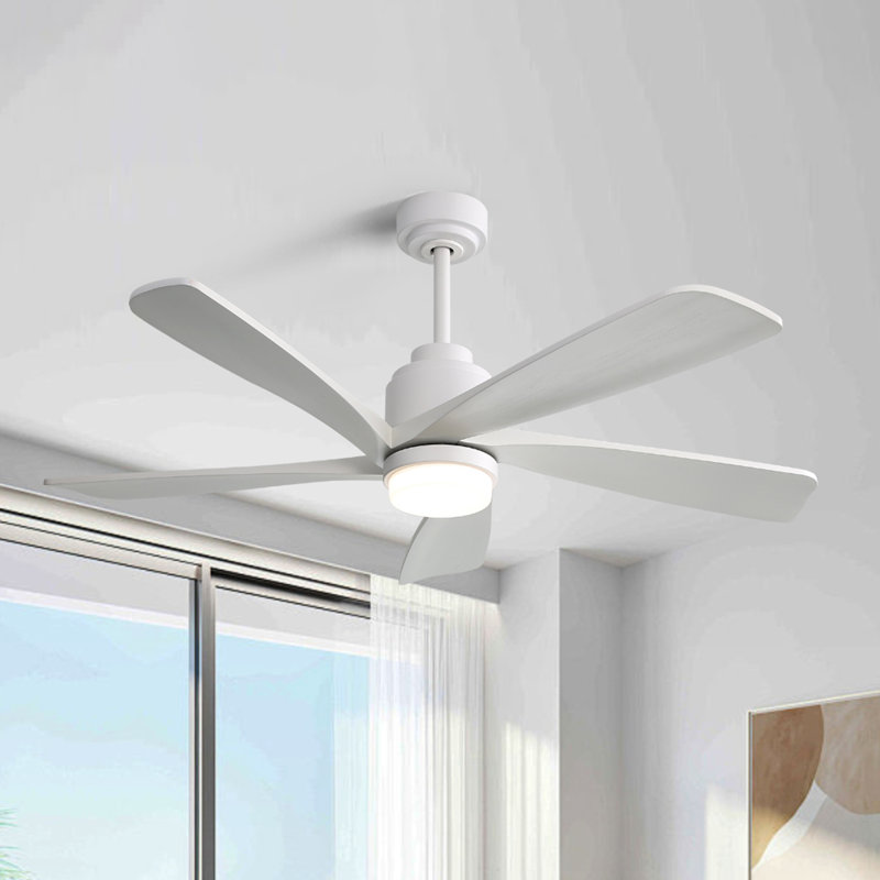  Ventilateur de plafond à DEL intégré de 52 po avec pales intégrées en bois massif avec lumière à intensité variable et télécommande