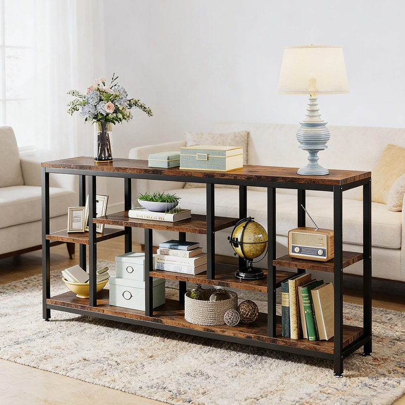 Élégante console industrielle avec tablettes à plusieurs niveaux, durable et polyvalente pour les espaces de vie modernes