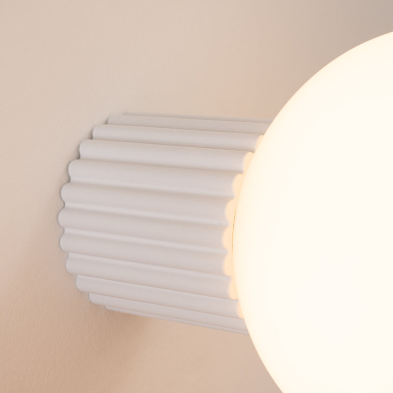 Halo Aluminium Flush Mounted Sconce, White