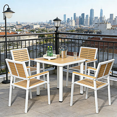 Ensemble de mobilier d'extérieur