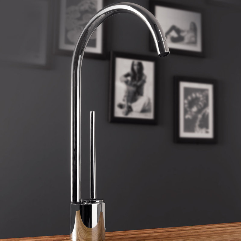 Sedna Single Handle Kitchen Faucet, Chrome