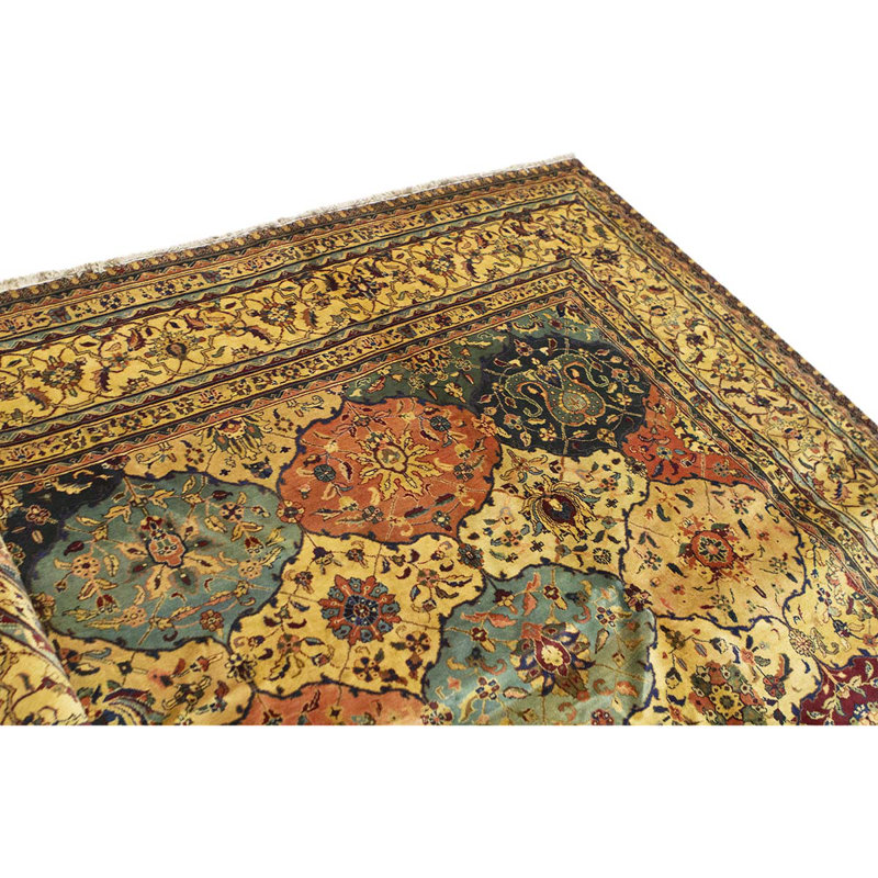 Wool Oriental Area Rug in Ivory