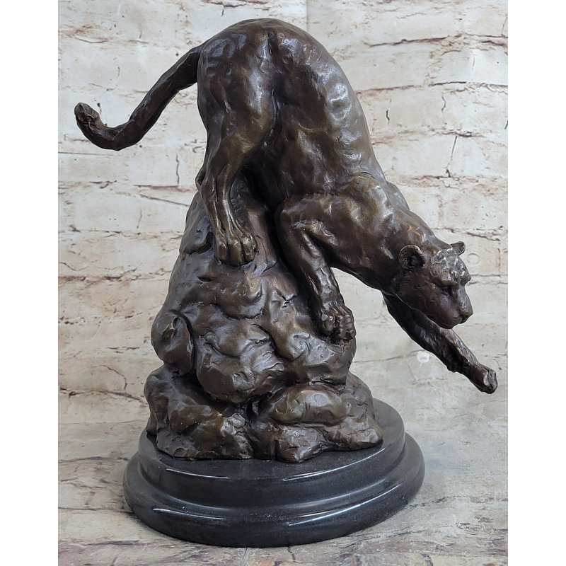 Figurines et sculptures