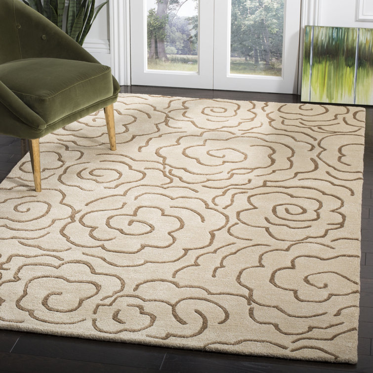 McGreggor Hand Tufted Wool And Viscose Floral Rug