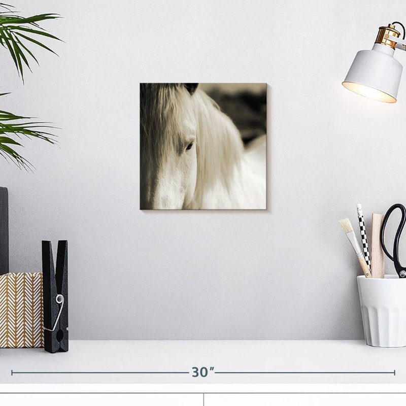Ronce les chevaux blancs de Camargue III, H 10 po x l 10 po