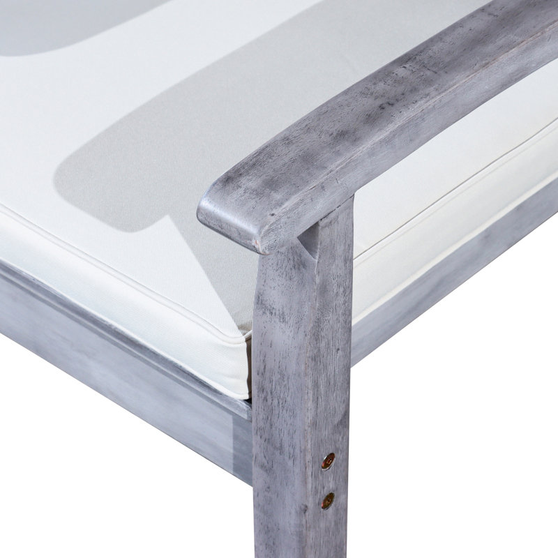 2 chaises de salle à manger d'extérieur en bois massif de couleur gris argenté pour un repas élégant en 2 avec un confort d'assise large