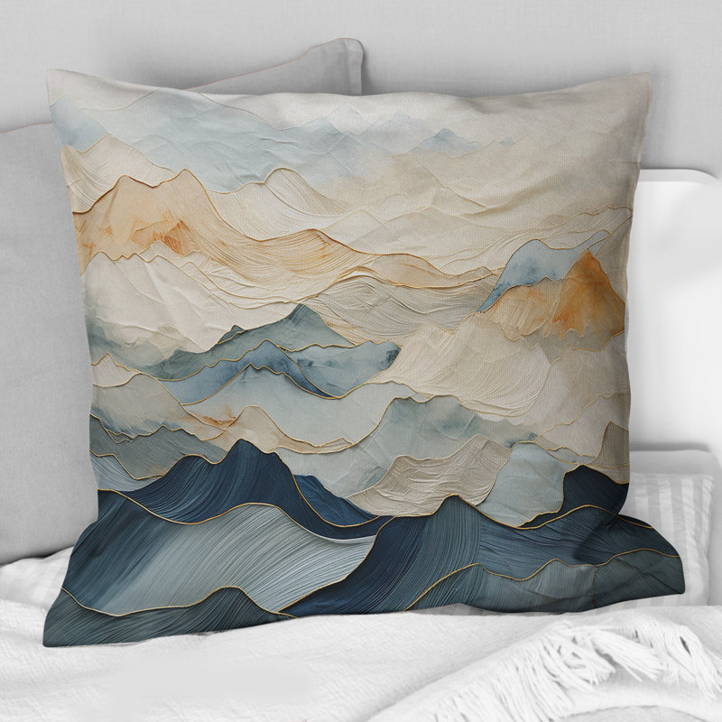 Coussin Majestic Mountain Peaks - Mountains