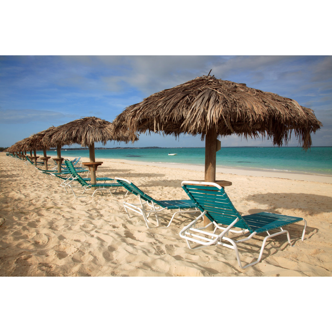 Carribean Beach von Jeremy Edwards - Druck auf Leinwand ohne Rahmen