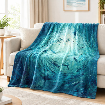 Plaid en flanelle imprimée Vie Océanique - Requins et banc de poissons, scène sous-marine réaliste, tons bleu-vert éclatants, ultra doux, léger, respirant, confort toutes saisons, agréable pour la peau, facile d'entretien, décoratif, pour canapé, fauteuil, salon et