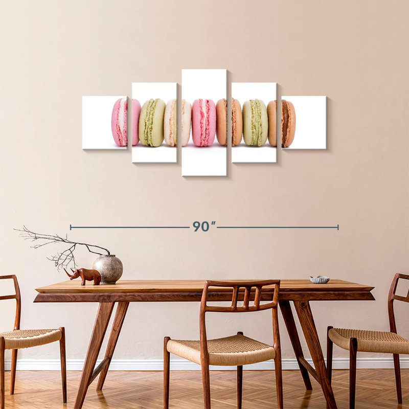Macarons assortis, H 36 po x l 80 po