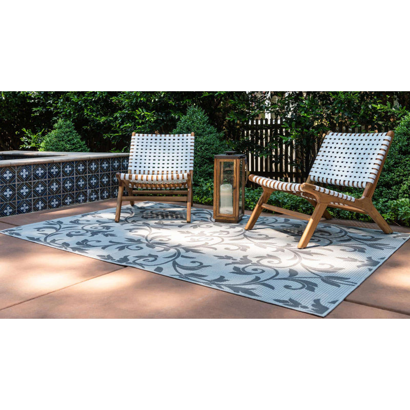 Darlene Floral Indoor / Outdoor Rug, Rectangle 7' x 10'