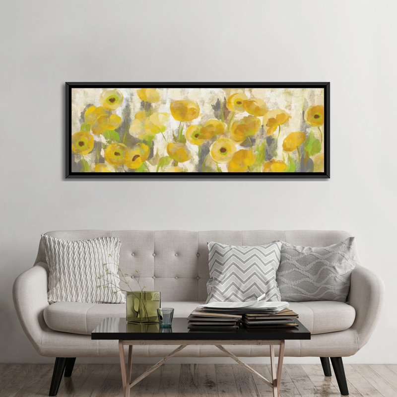 «Floating Yellow Flowers I» par Silvia Vassileva, impression sur toile tendue, H 24 po x l 72 po x P 1,5 po