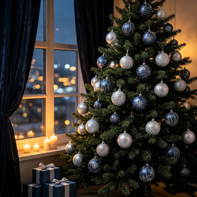 Décorations de Noël - Ensemble de 16 boules décoratives à suspendre pour sapin de Noël, brillantes et festives. Idéales pour décorer votre intérieur.
