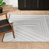 Bralin Geometric Machine Made Polyester Area Rug in Black/White