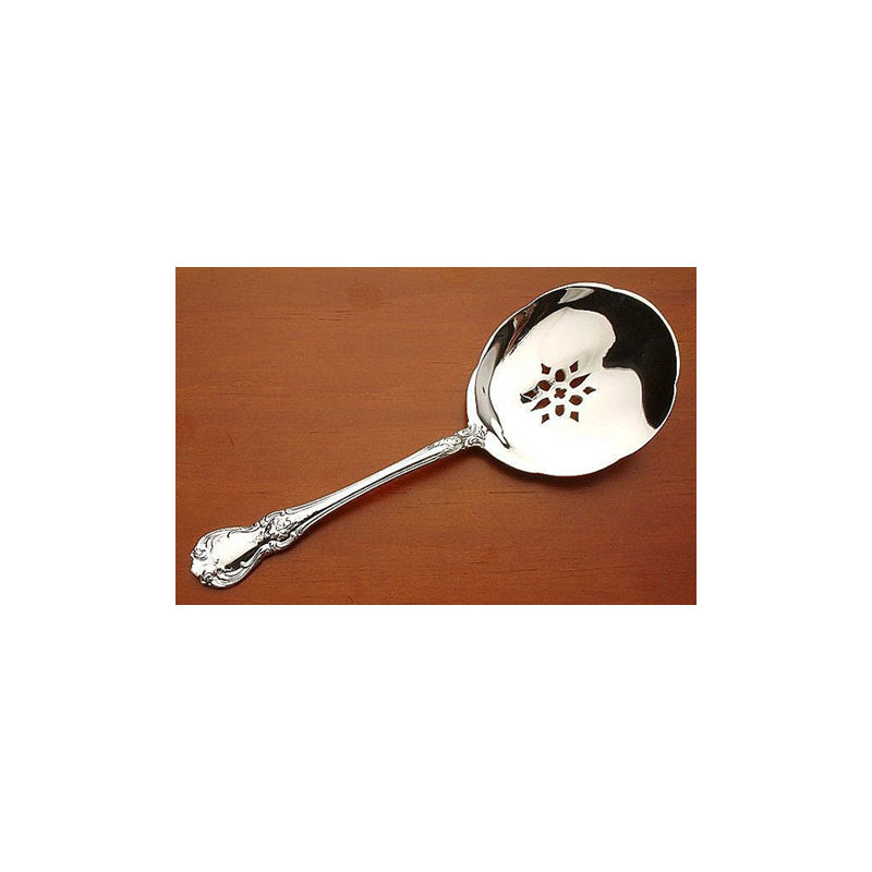 Towle Silversmiths Old Master Servall
