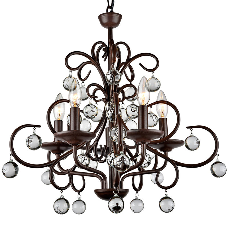 Lustre classique / traditionnel à 5 lumières de style bougie avec détails en cristal Frandsen