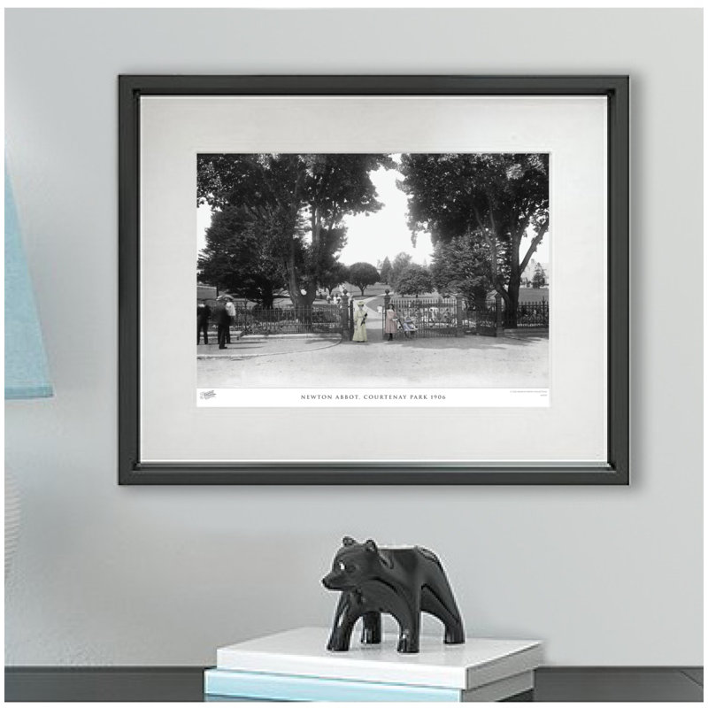 Newton Abbot, Courtenay Park 1906 by Francis Frith - Single Picture Frame Print, 28cm H x 36cm W x 2.3cm D