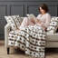 Couverture moelleuse en fausse fourrure Bunni-86650364-86650374