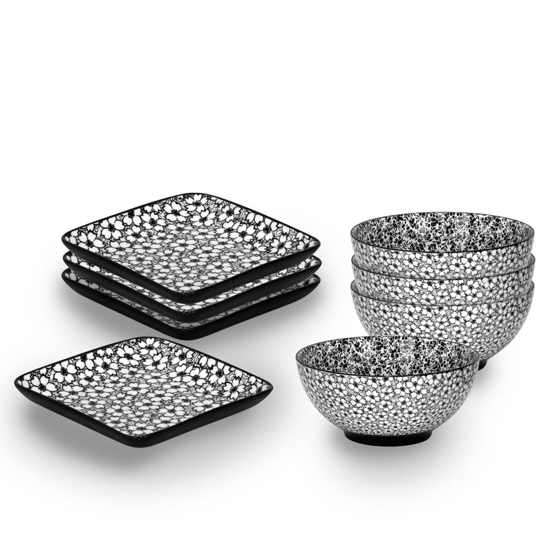 Collection d'assiettes noires