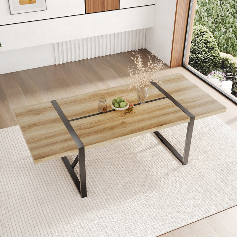 Table de salle à manger en bois 87 po avec pieds en métal noyer, Bois naturel