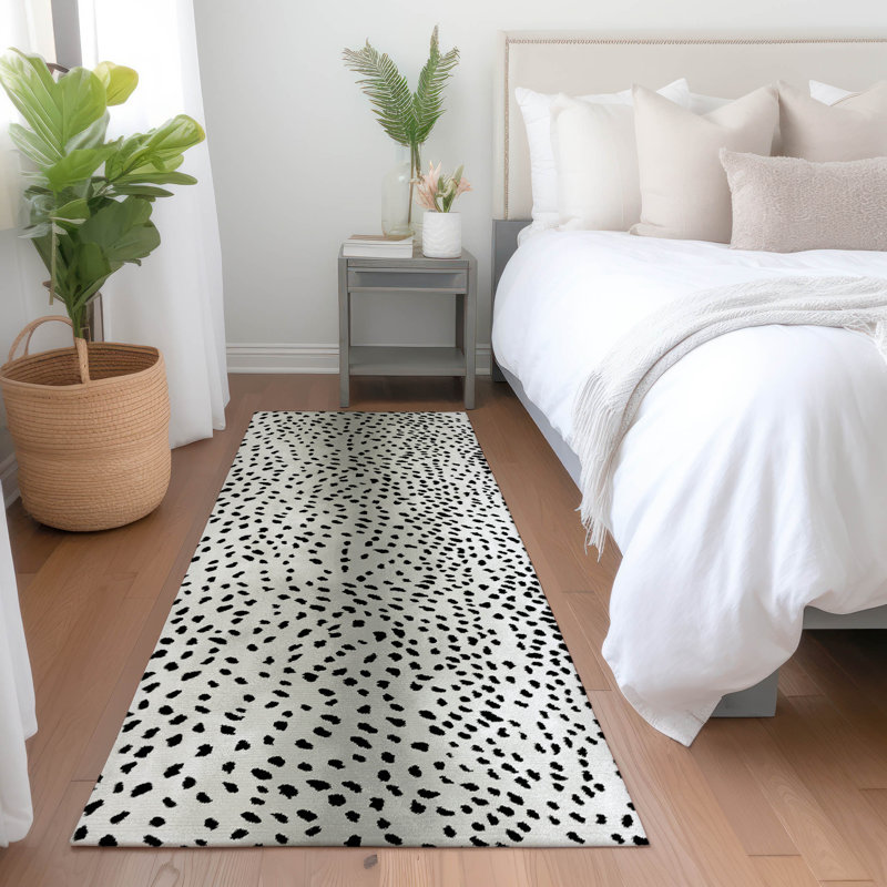 Premium Machine Washable Merilou AMF44 Pearl Rug, Runner 2'3" x 7'6"