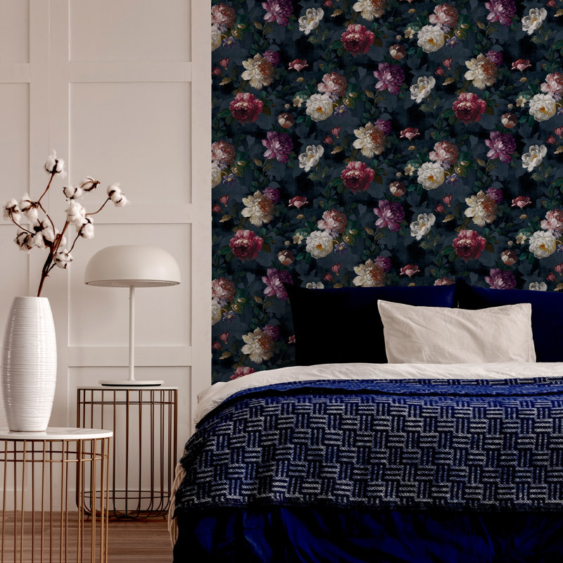 Erique Floral Wallpaper Roll, Navy