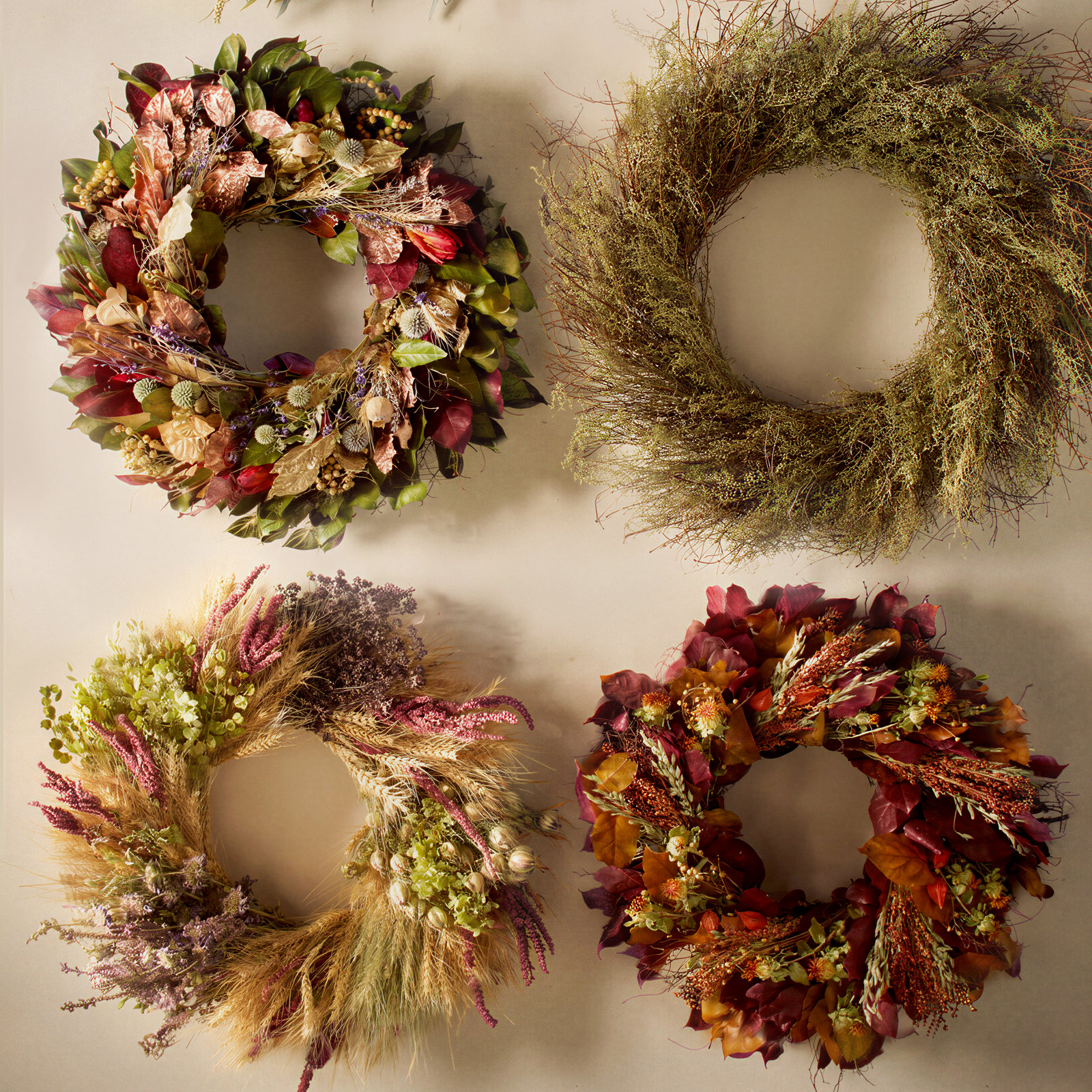 22" Handcrafted Salal Leaf Wreath