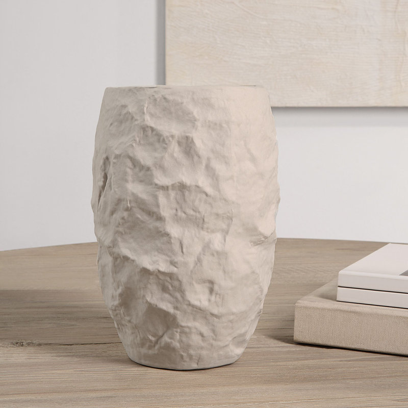 Zyan Ceramic Table Vase