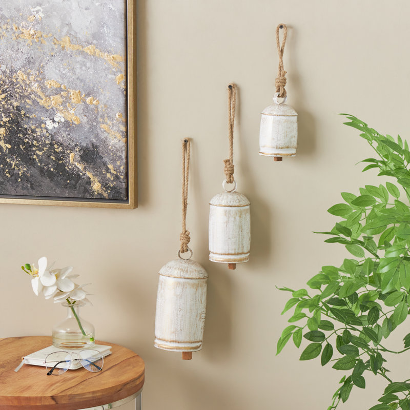 Metal Cluster Indoor Outdoor Decorative Cow Bells With Jute Hanging Rope Set, White