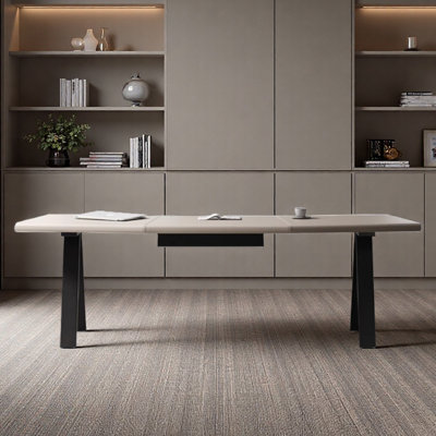 Bureau simple avec surface en cuir pour un usage domestique