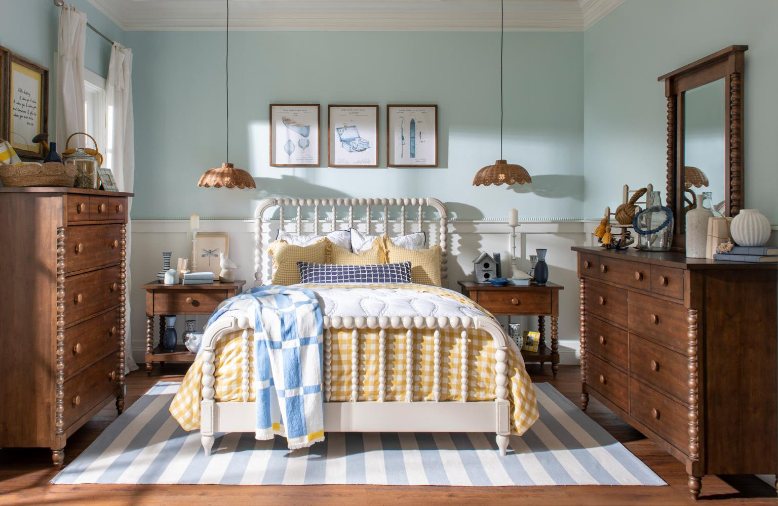 Orofino Nightstand, Pinecone