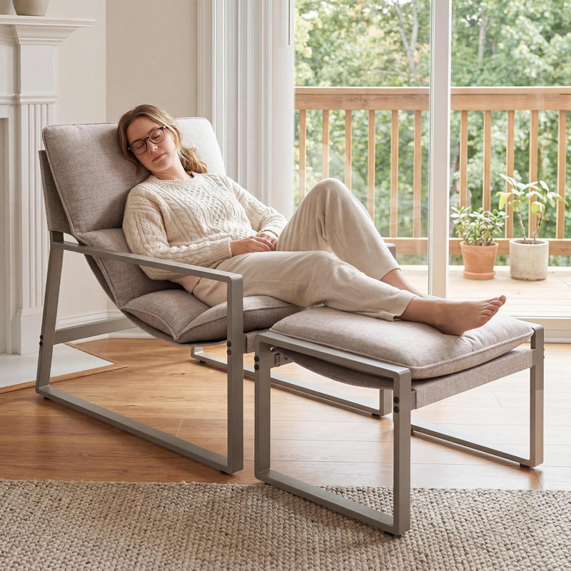 Outdoor Lounge Chair
