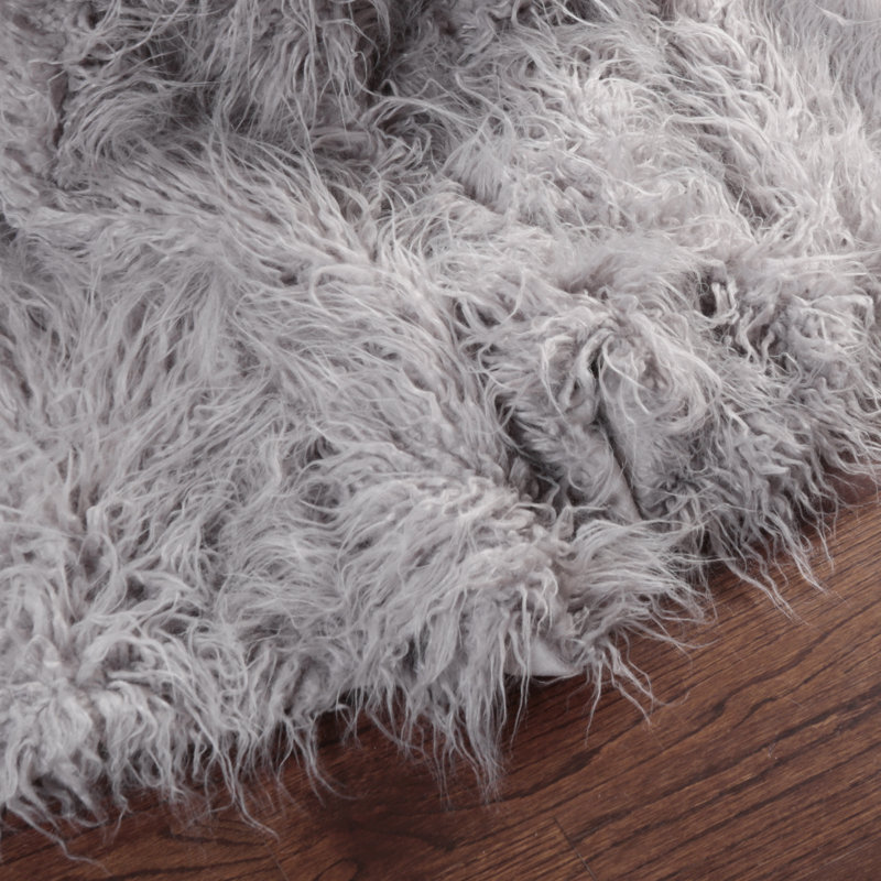 Jeté de lit en fausse fourrure, Gris, l 58 po x L 60 po